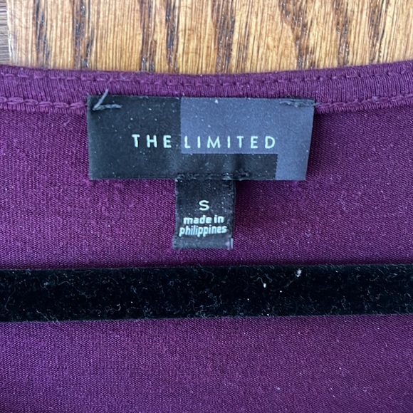 The Limited, Purple Shoulder Cut-Away, Long Top with 3/4 Sleeves, Size Small - Picture 3 of 5
